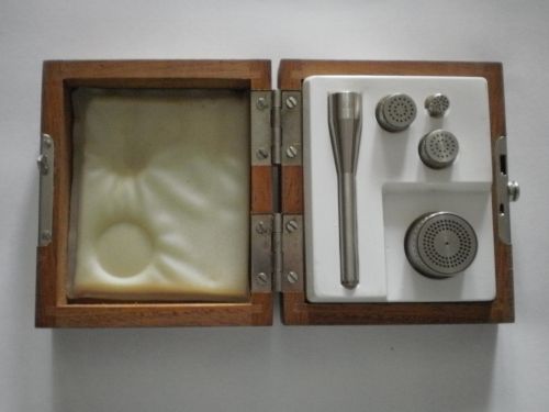 Set de microfoane rusesti cu capete de schimb.jpg