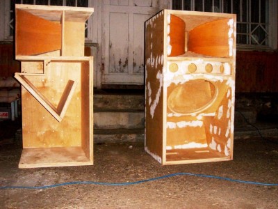 trei cai 01.jpg