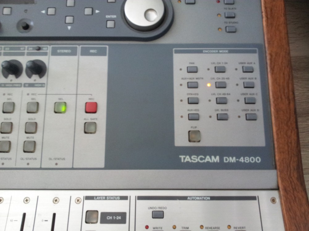 Tascam DM-4800_007.jpg